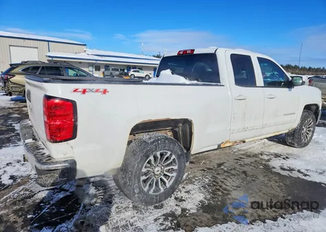 2016 Chevrolet Silverado K1500 Lt z USA, uszkodzony, nr VIN 1GCVKREC8GZ207622